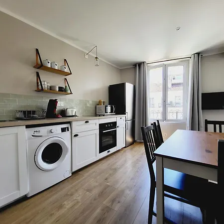 Place Puget - Centre Ancien Proche Gare Et Depart Corse - Ac Appartement Toulon